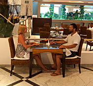Acuario - Sunset Royal Beach Resort - All Inclusive - Cancun, Mexico